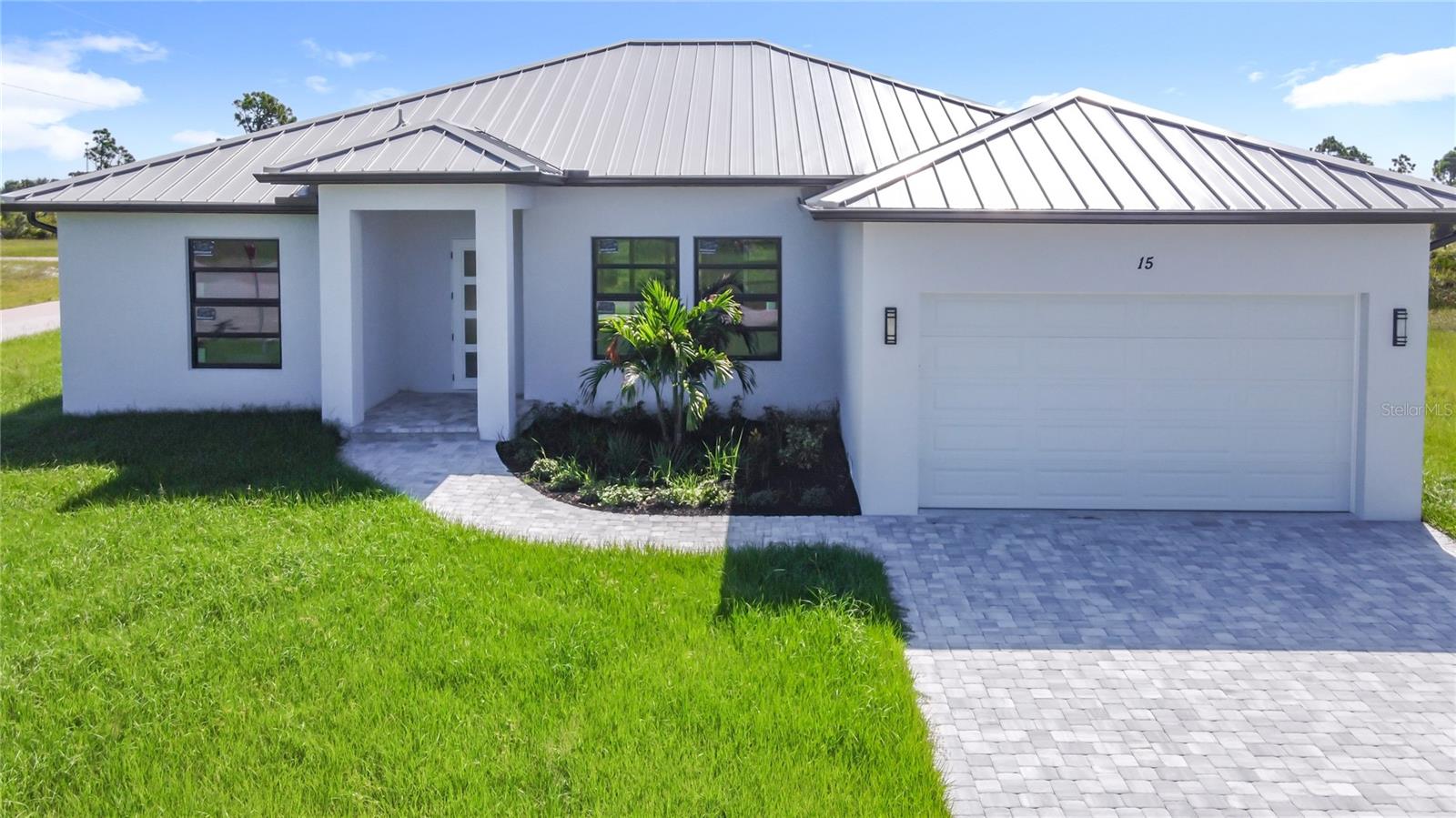 15 Heave Ln, FL