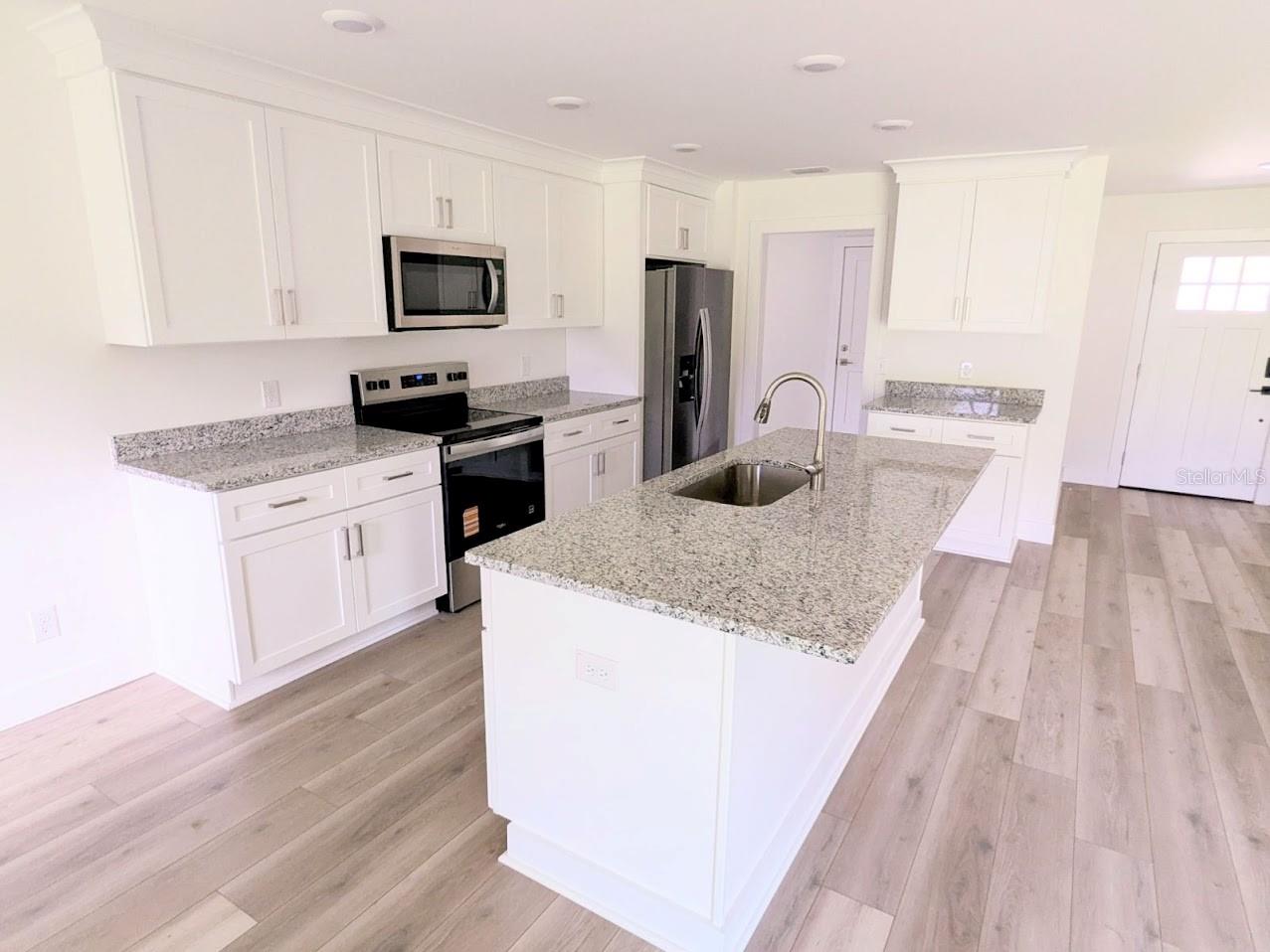 820 Nashua Avenue, FL