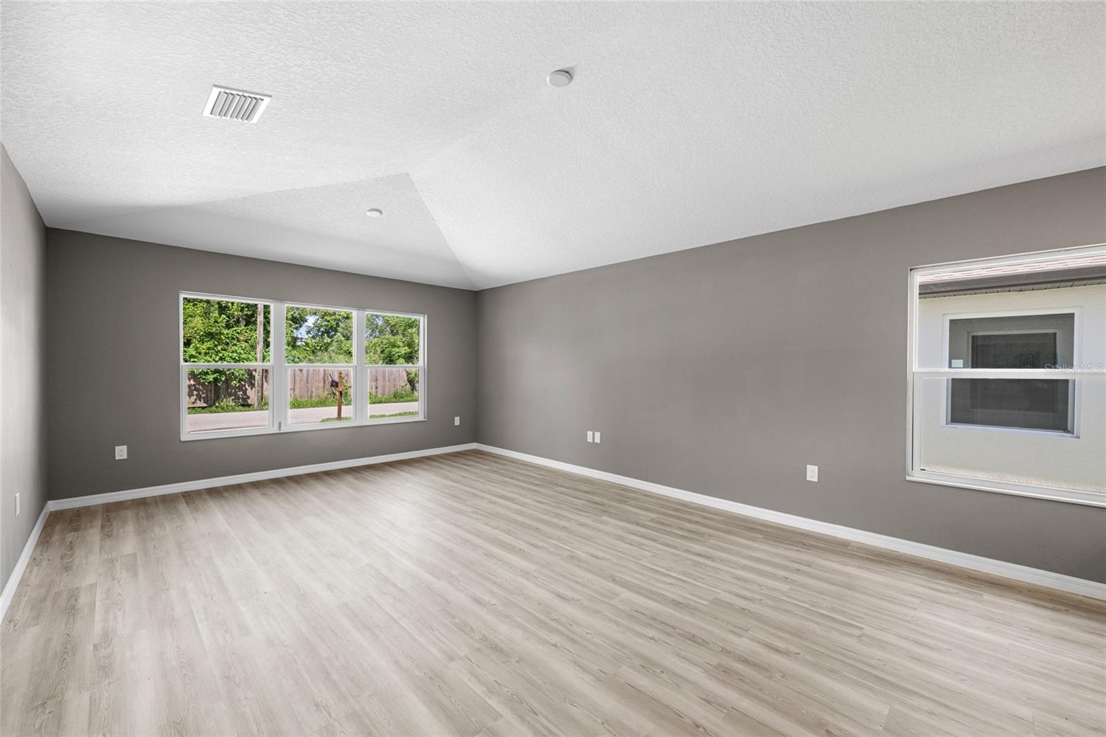 3908 Walnut Avenue, FL