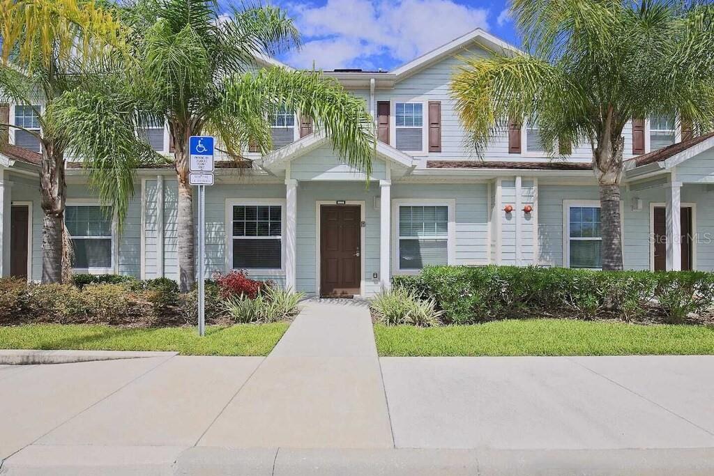 8905 Shine Dr, FL