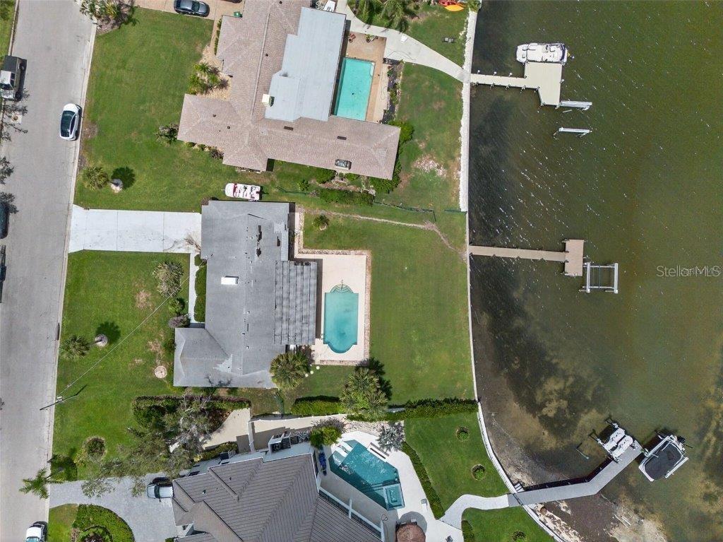 377 Shore Drive, FL