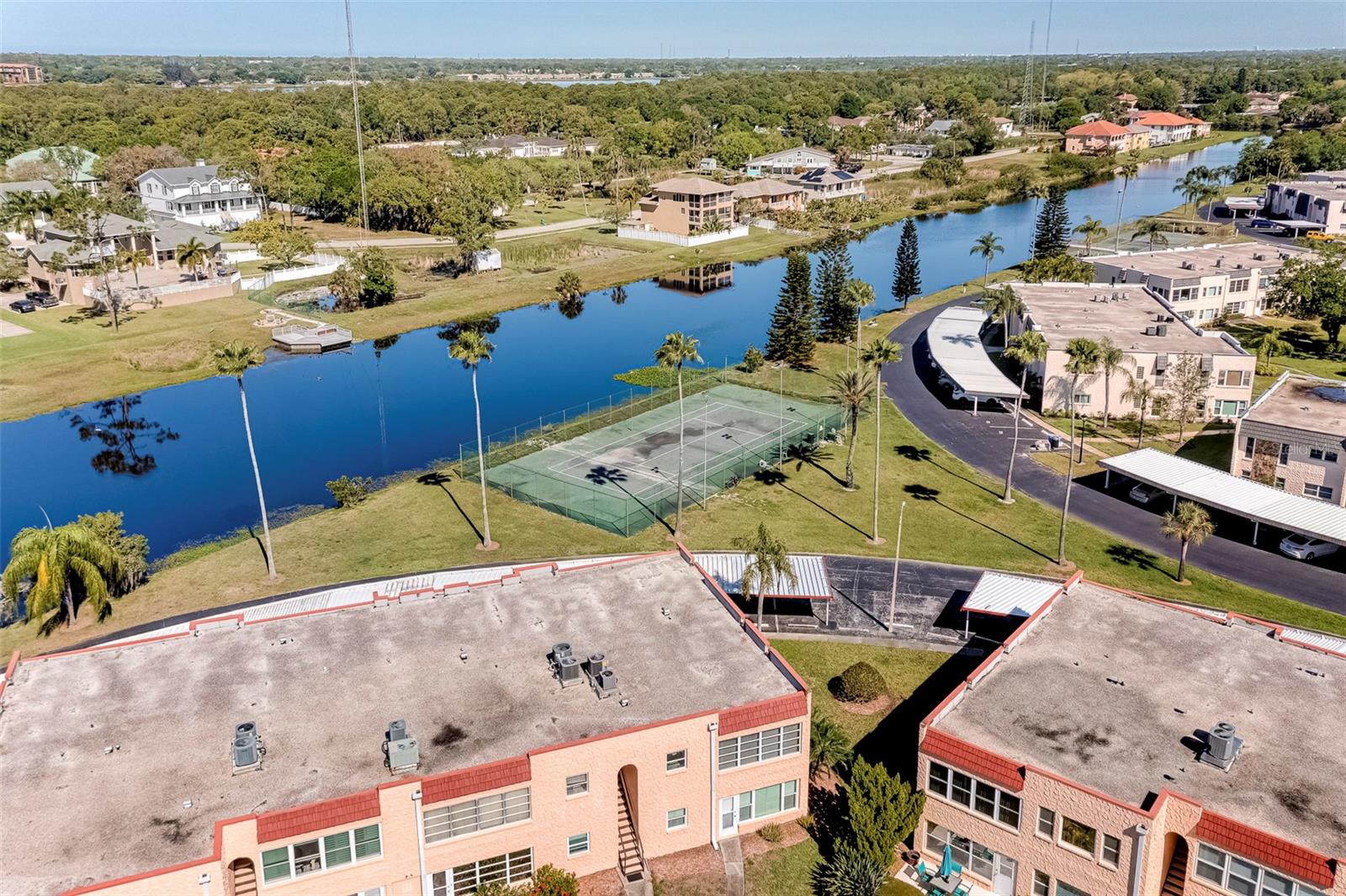206 Dogwood Cir, FL