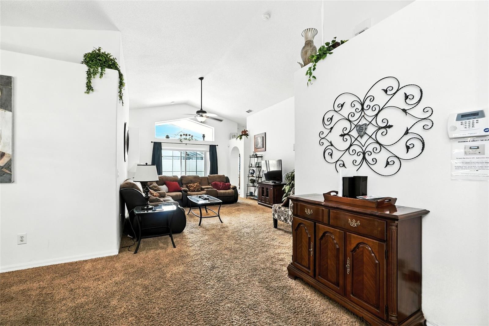 131 Roma Way, FL
