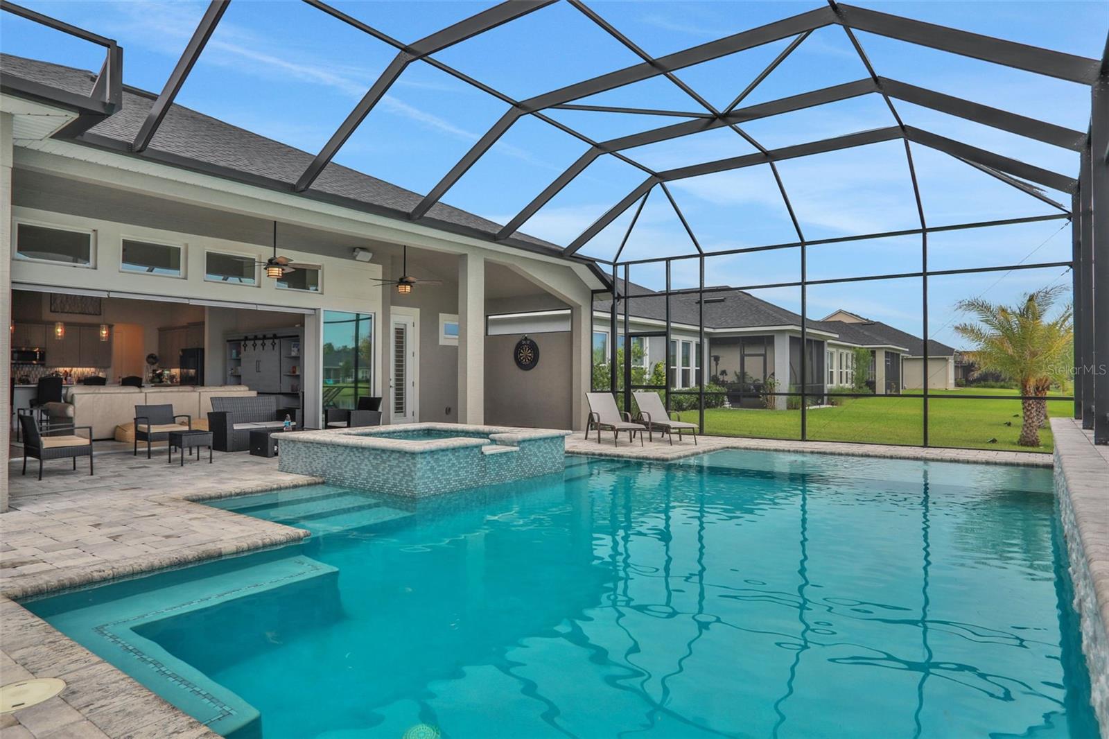 402 Aquamarine Way, FL