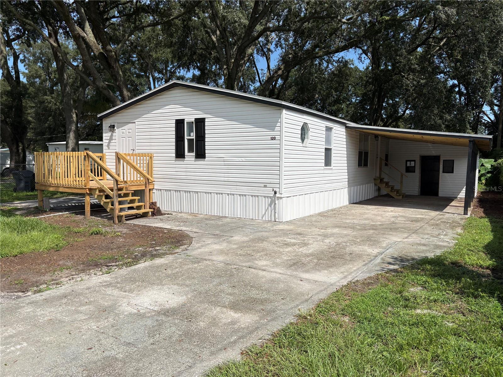 120 Clearwater Court, FL