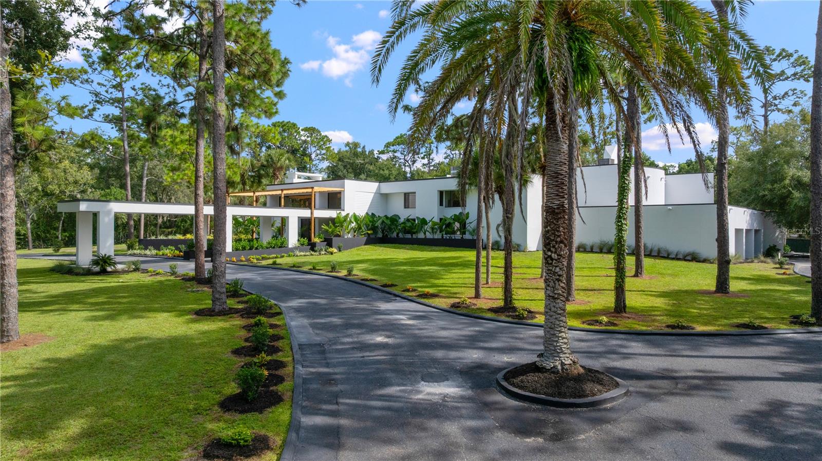 808 Sweetwater Club Blvd, FL