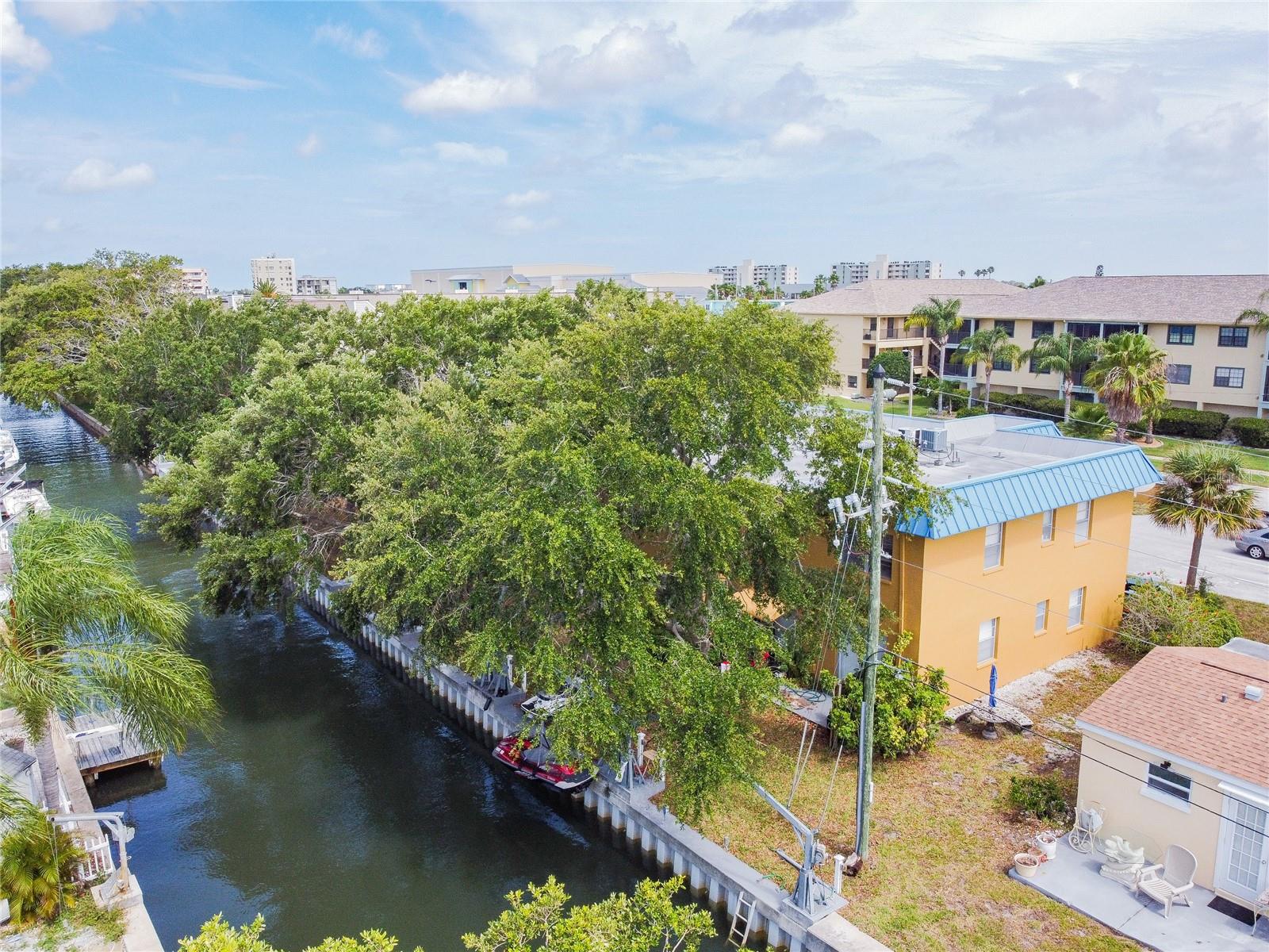 439 Paula Drive, FL