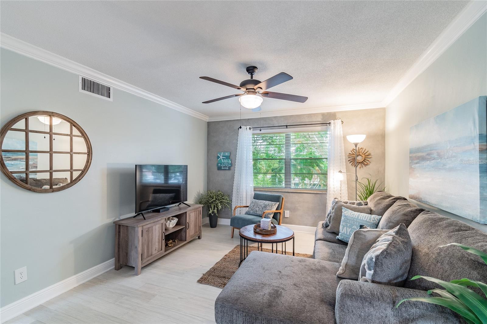 439 Paula Drive, FL
