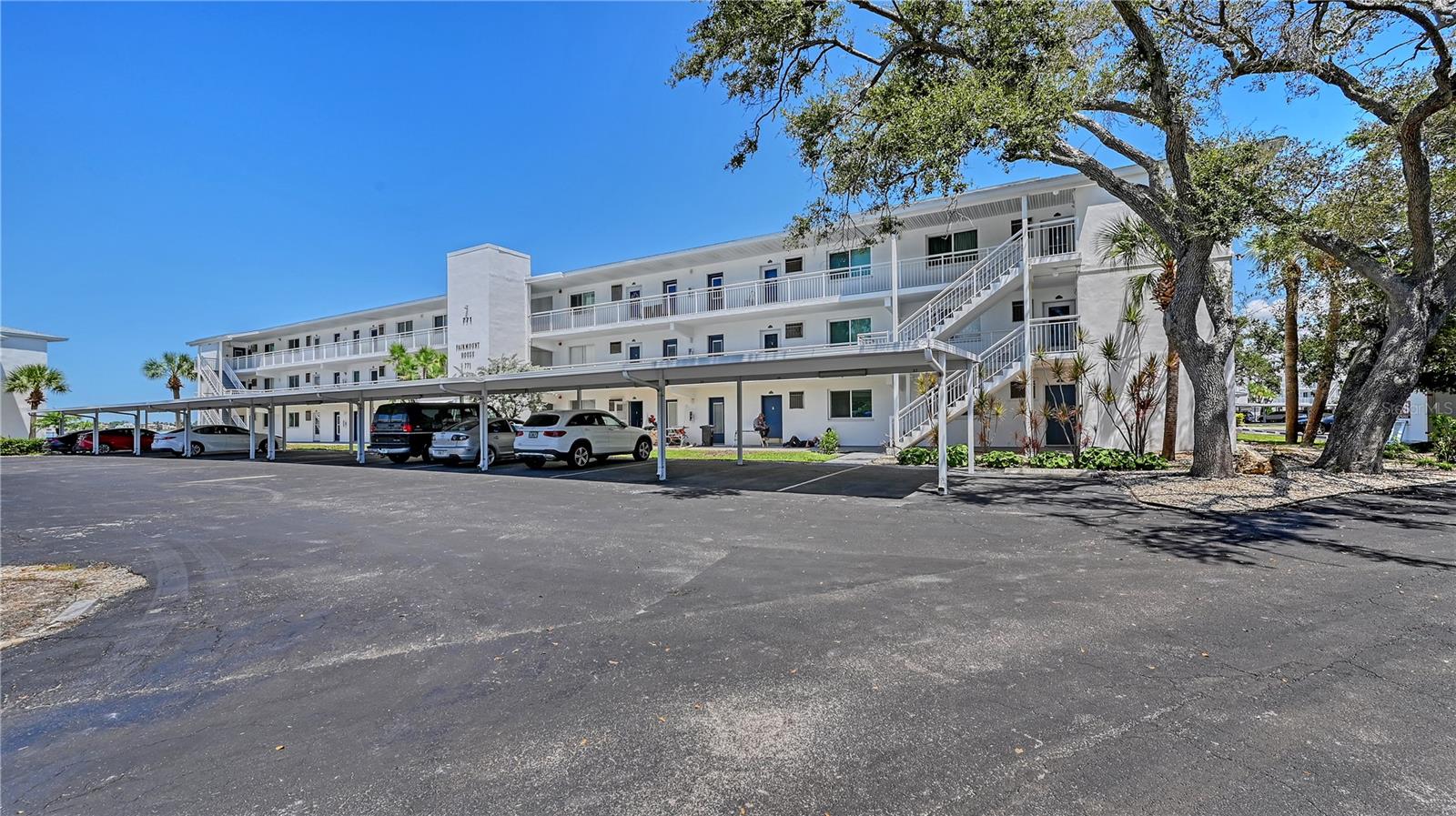 771 John Ringling Boulevard, FL