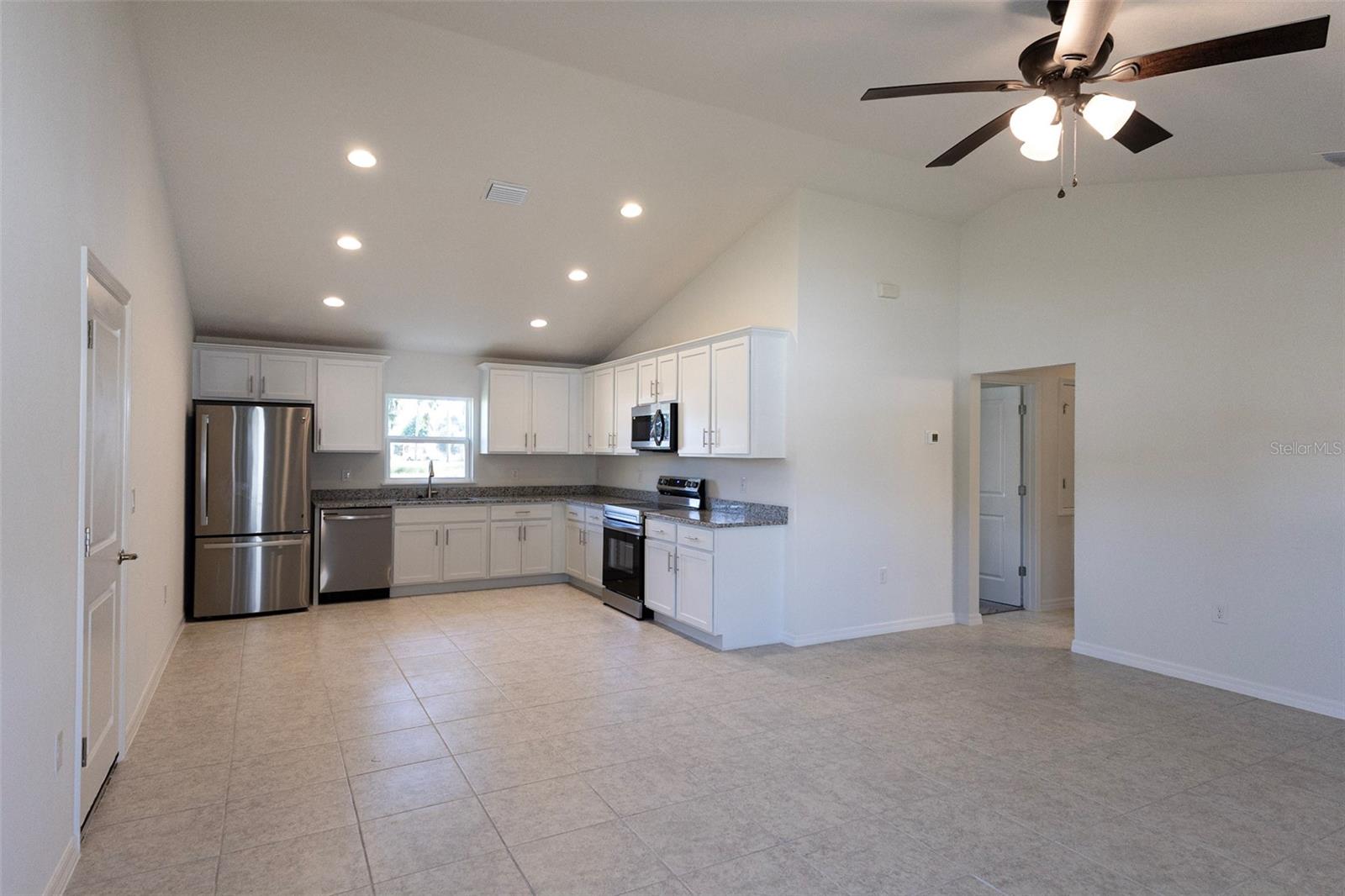 79 Central Avenue, FL