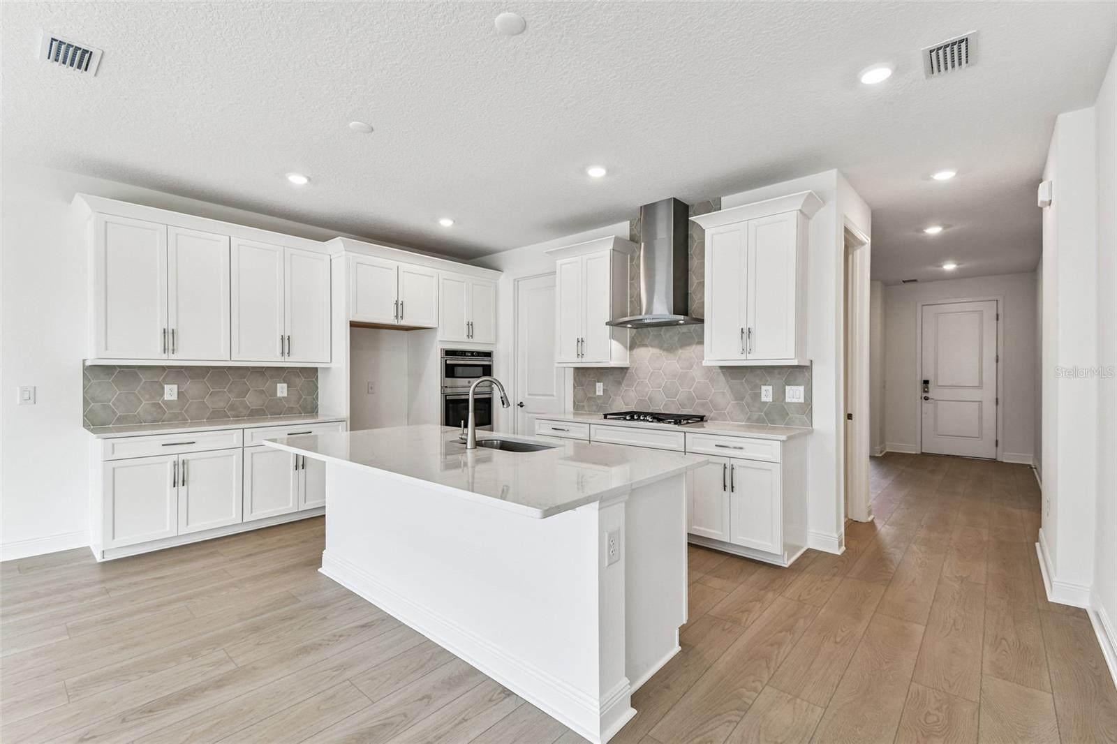 7575 Seahawk Avenue, FL