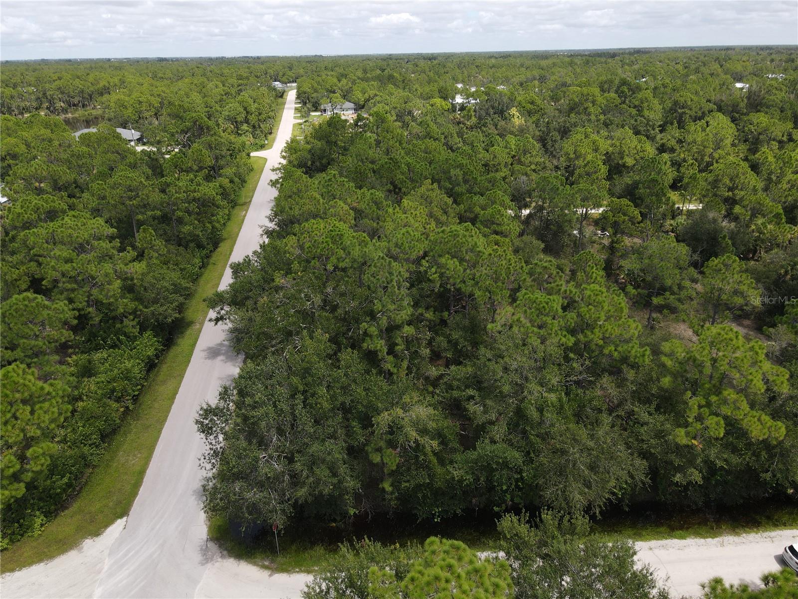 27282 Aloha Dr, FL
