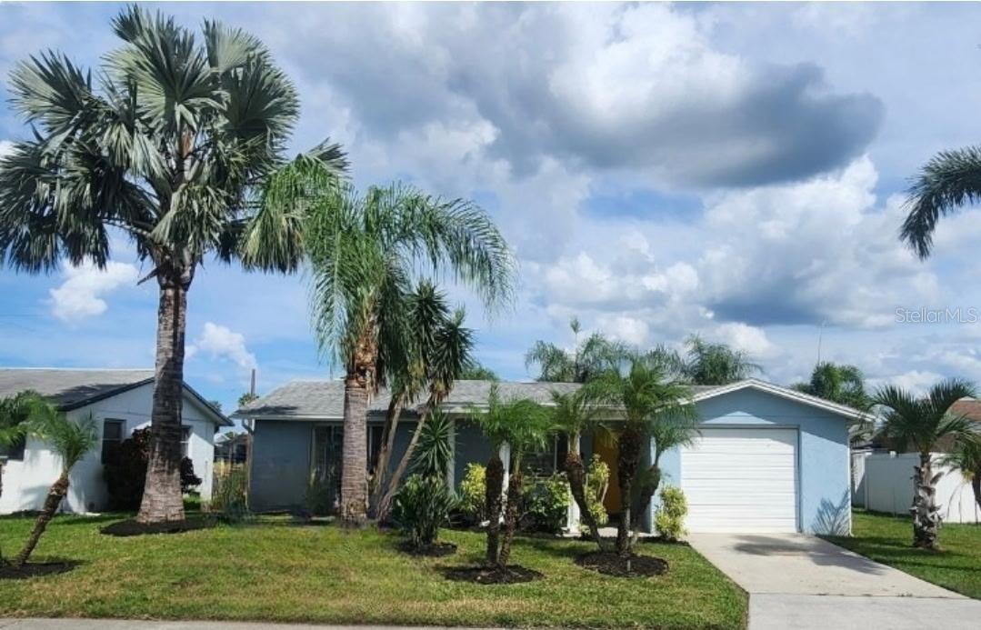 2228 Society Dr, FL