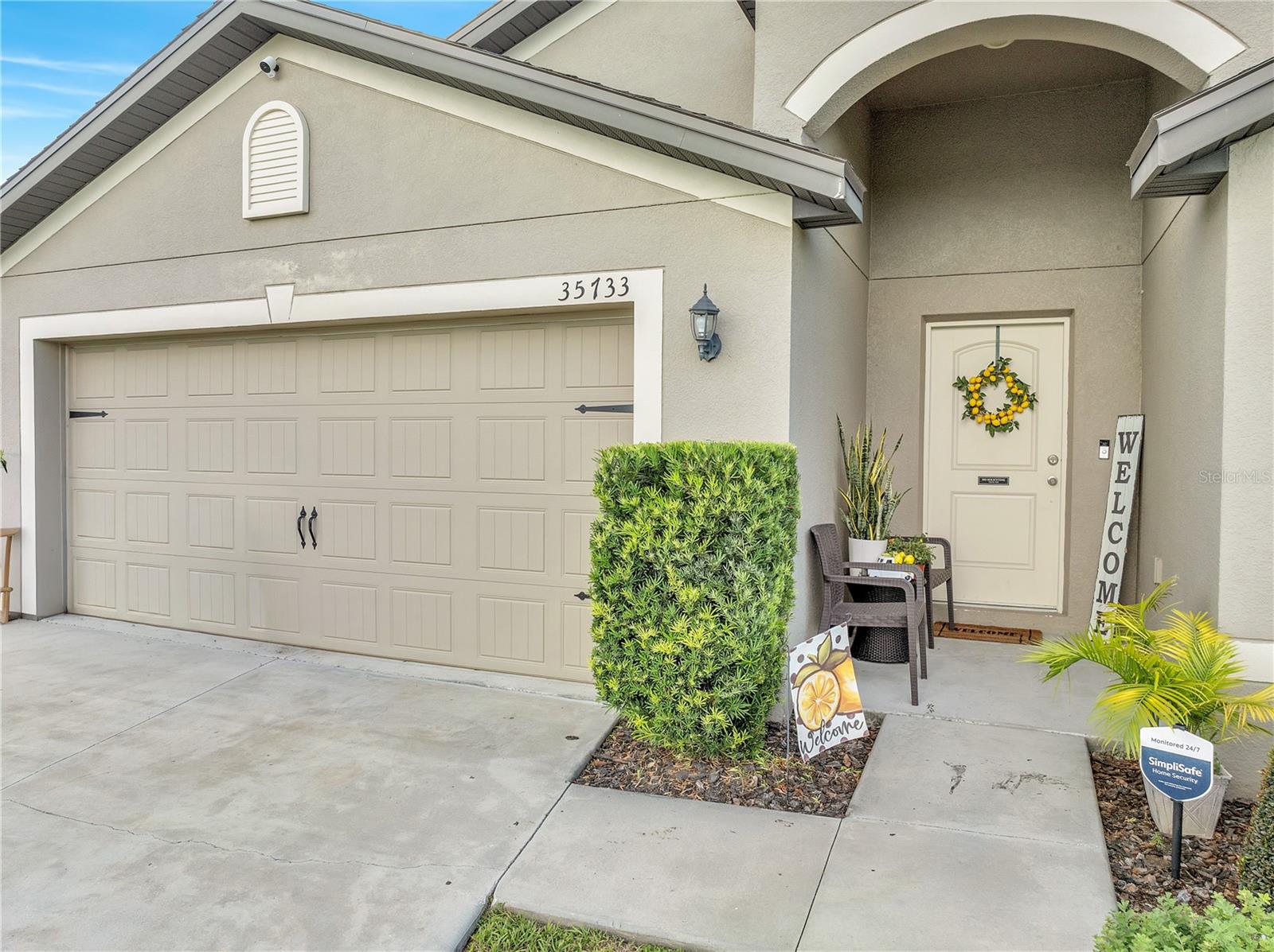 35733 Rose Moss Avenue, FL