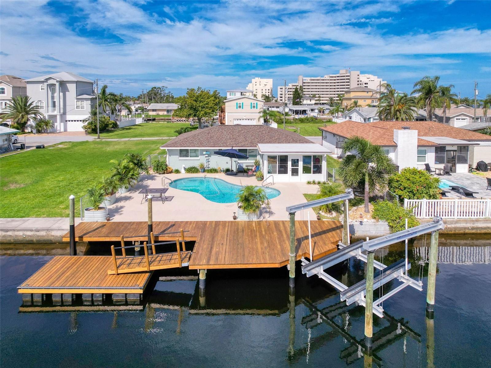 13738 Victor Avenue, FL