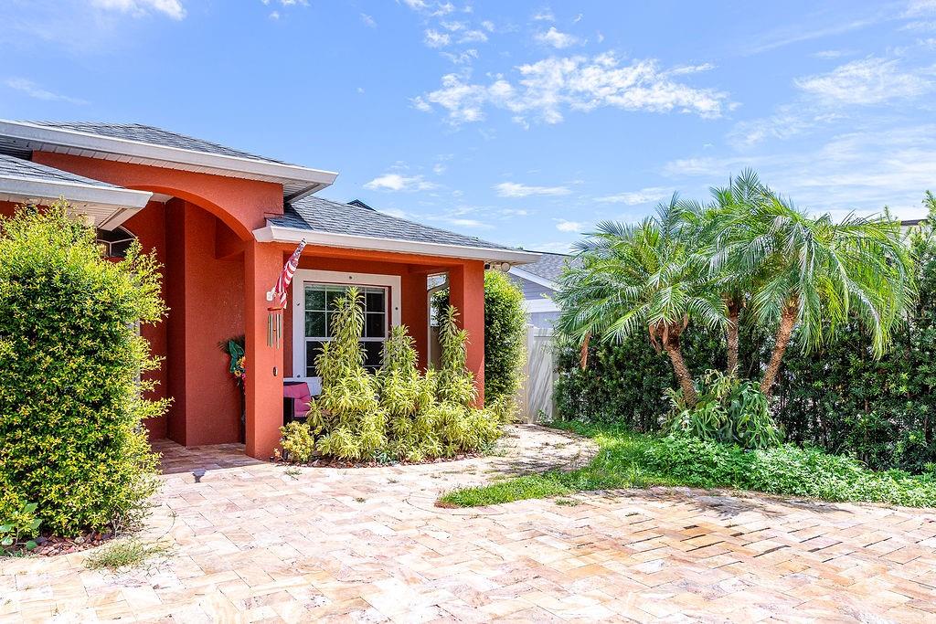 4907 Carlyle Road, FL