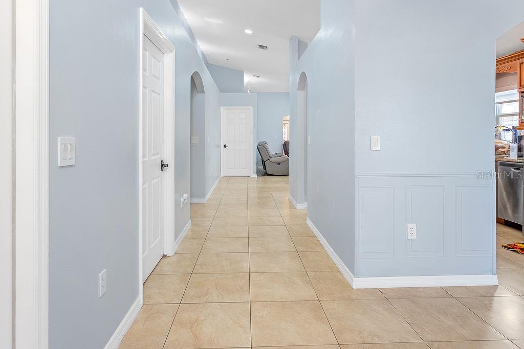 4907 Carlyle Road, FL