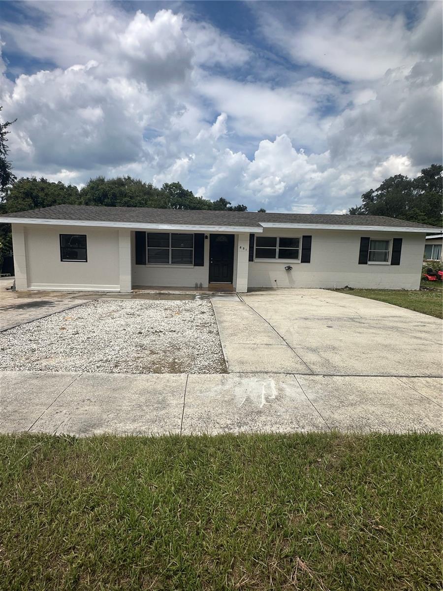 651 Lorraine Cir, FL