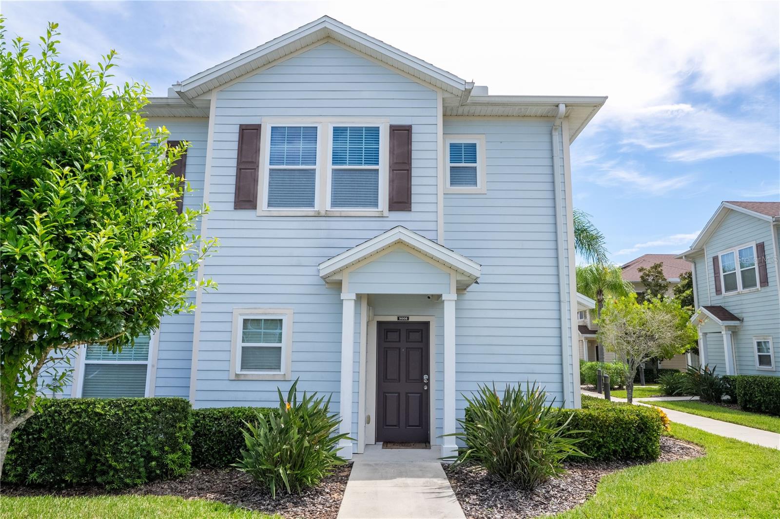 9008 Shine Dr, FL