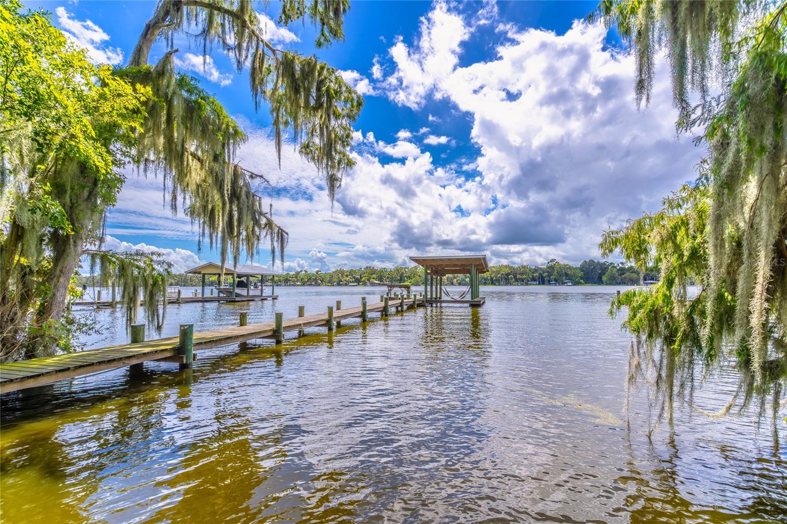 121 N Lake George Dr, FL