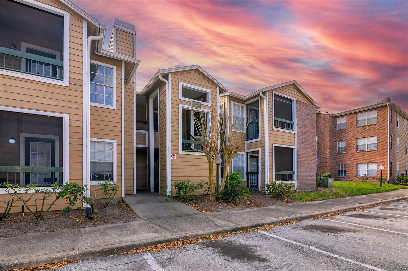 5530 Chrishire Way, FL