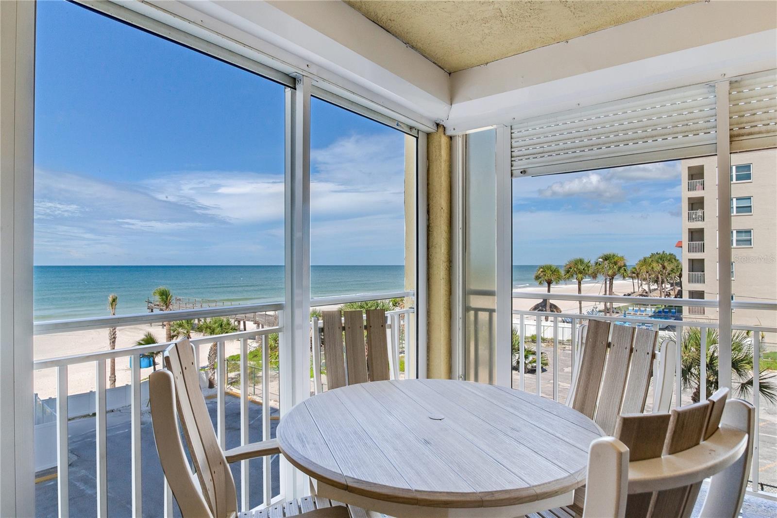 17450 Gulf Blvd #206, FL
