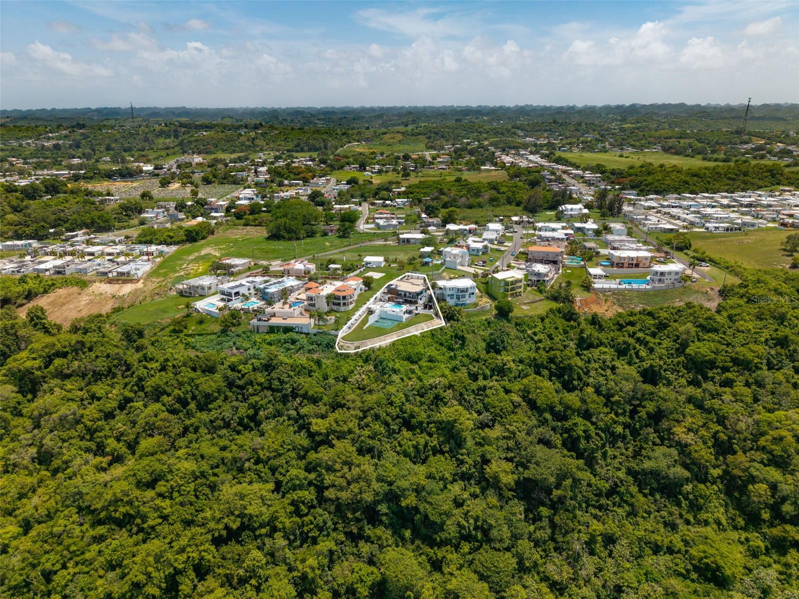 Carr. 2 Km. 94.0 Quintas De Camuy Int. Bo. Yeguada, PR