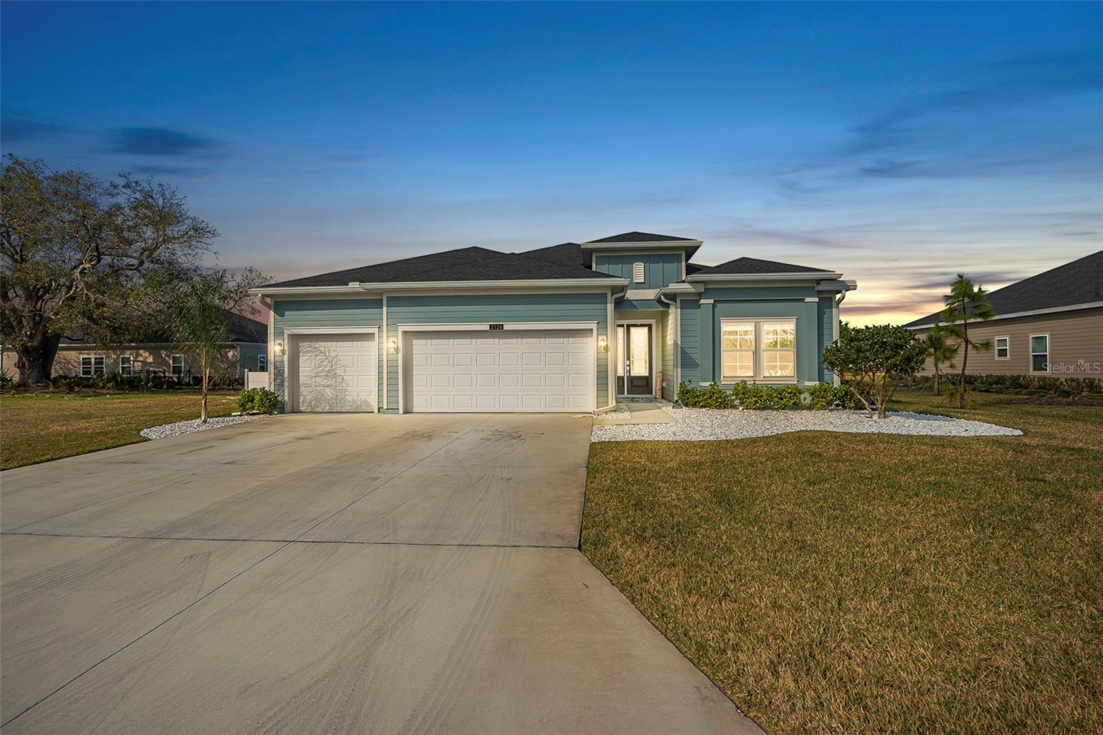 2128 Raglan Cir, FL