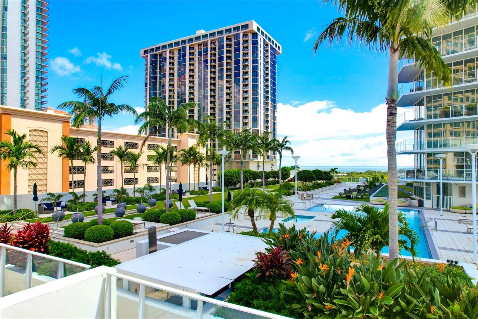 145 2nd Ave S #521, FL