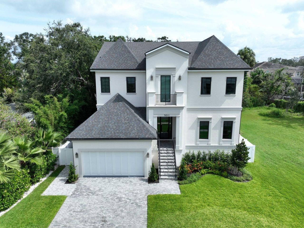 5011 W Dickens Ave, FL