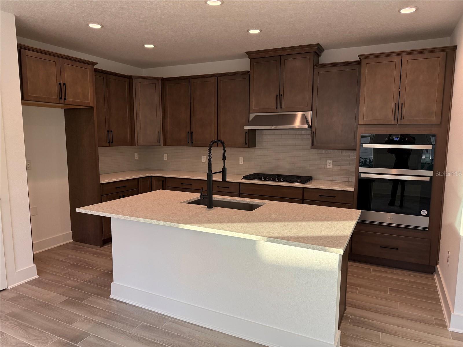 6 Mulberry Road, FL