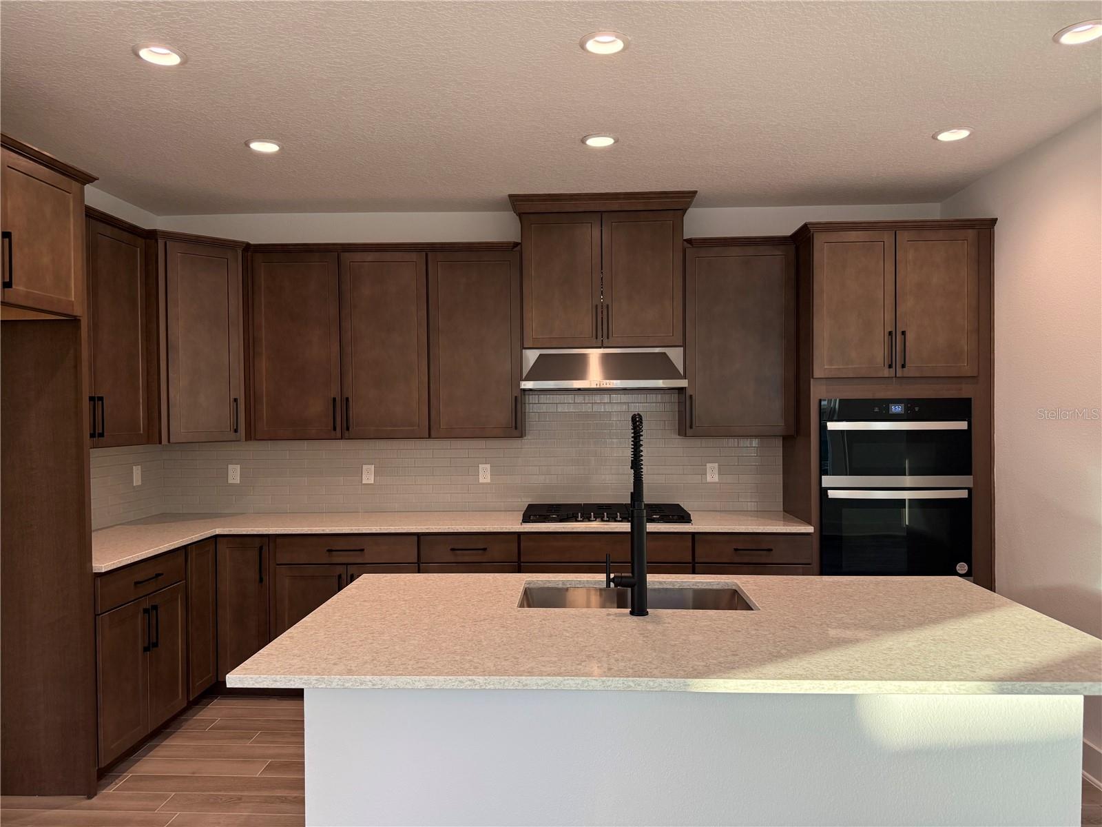 6 Mulberry Road, FL