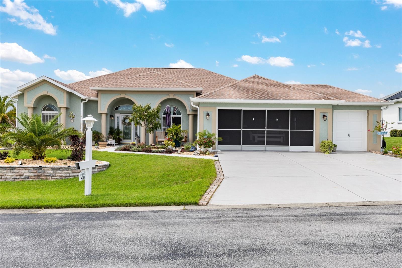 5719 25th Loop, FL