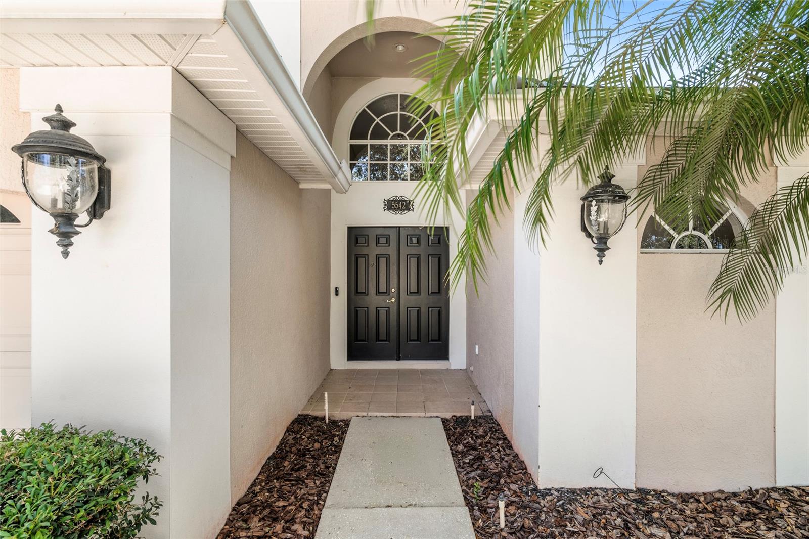 5542 Avenue Du Soleil, FL