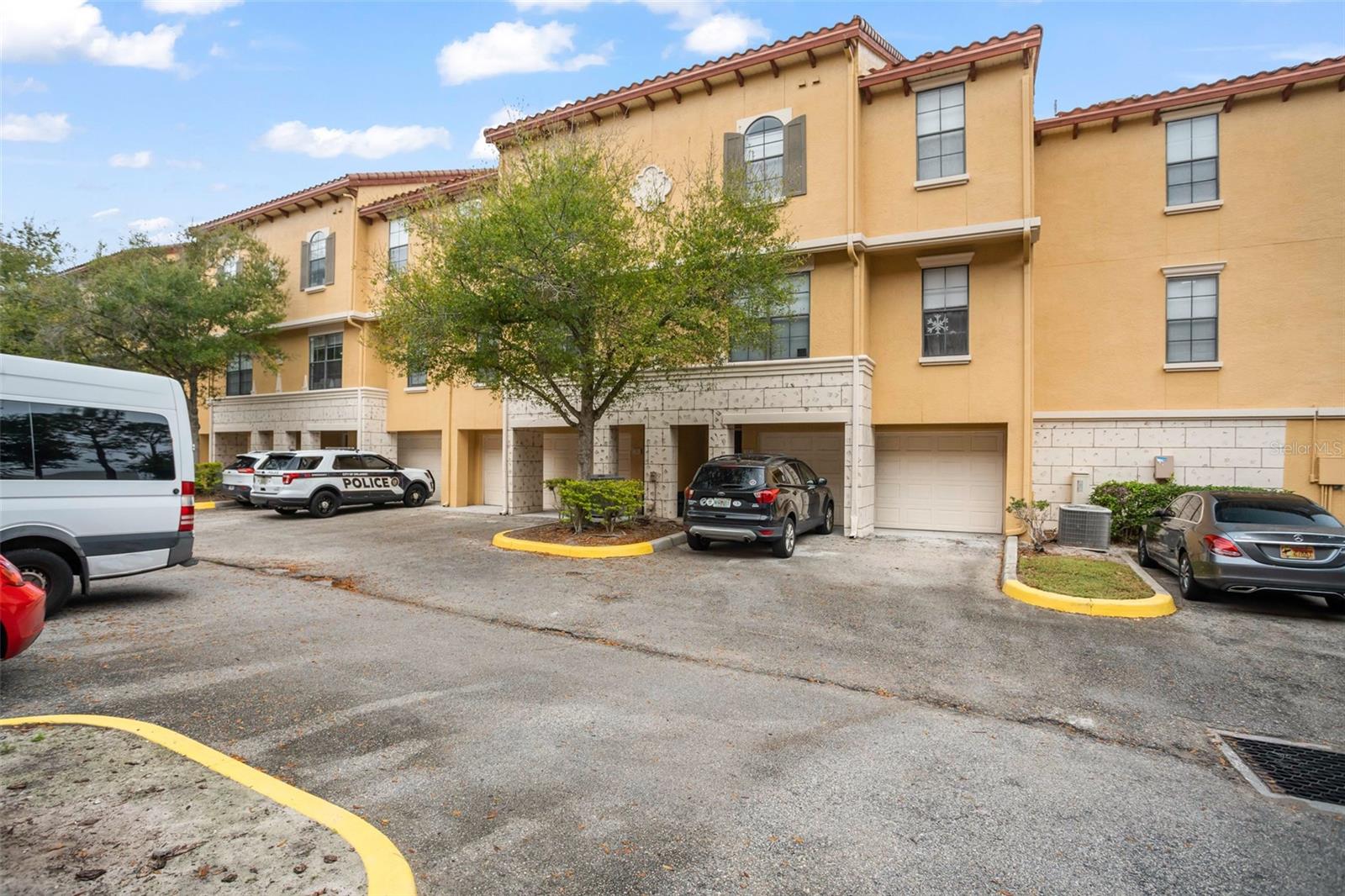 6119 Metrowest Boulevard, FL