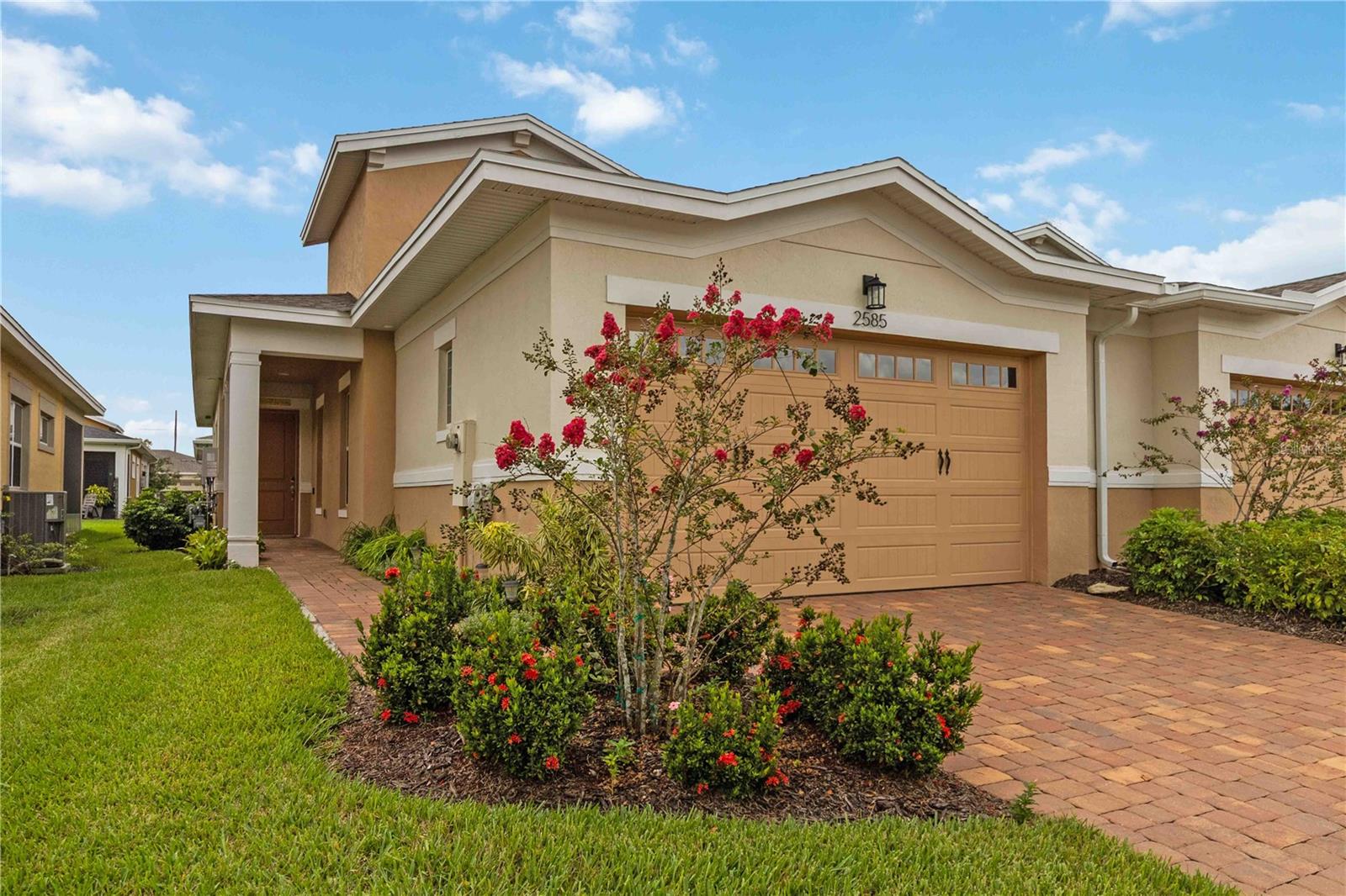 2585 Yellow Brick Rd, FL