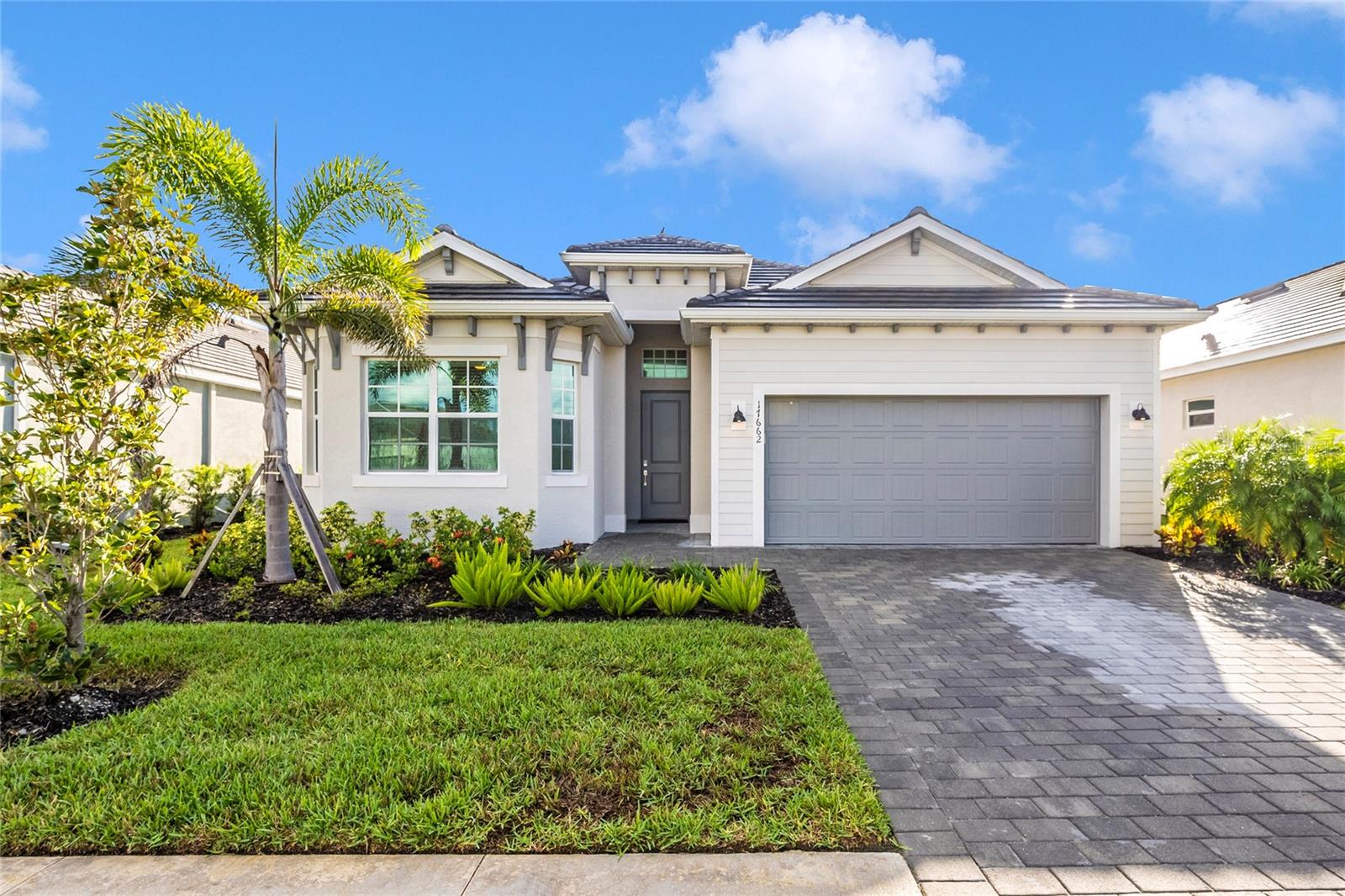17662 Santorini Ct, FL