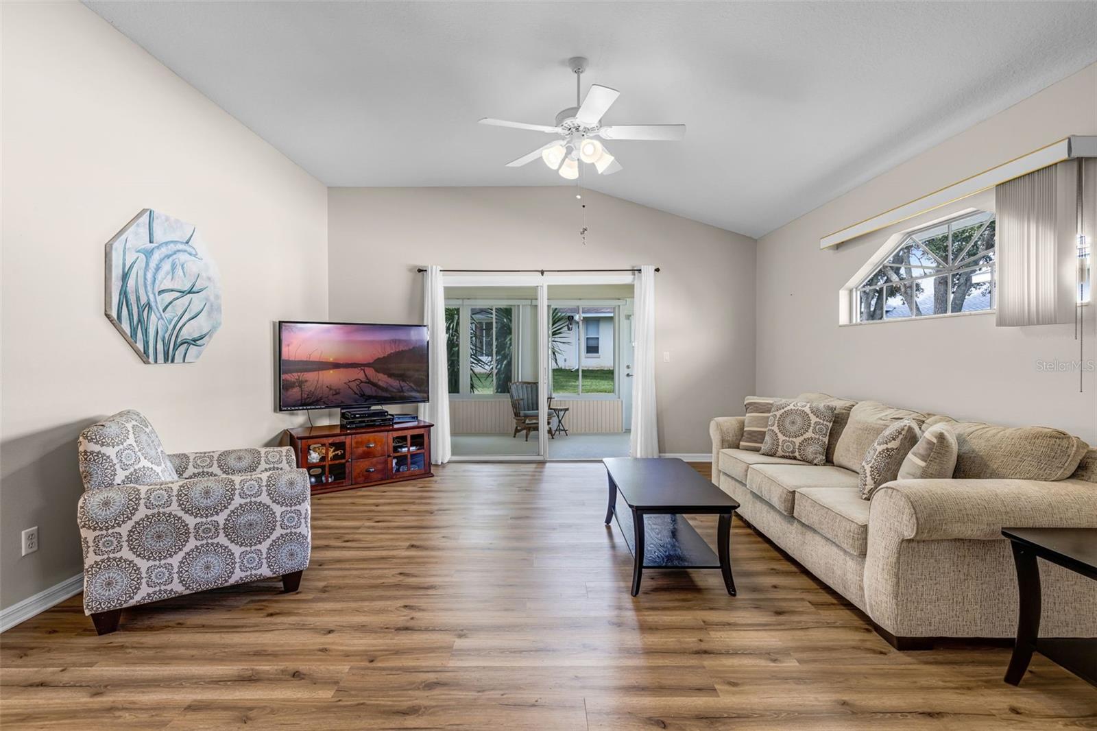 21737 King John Street, FL