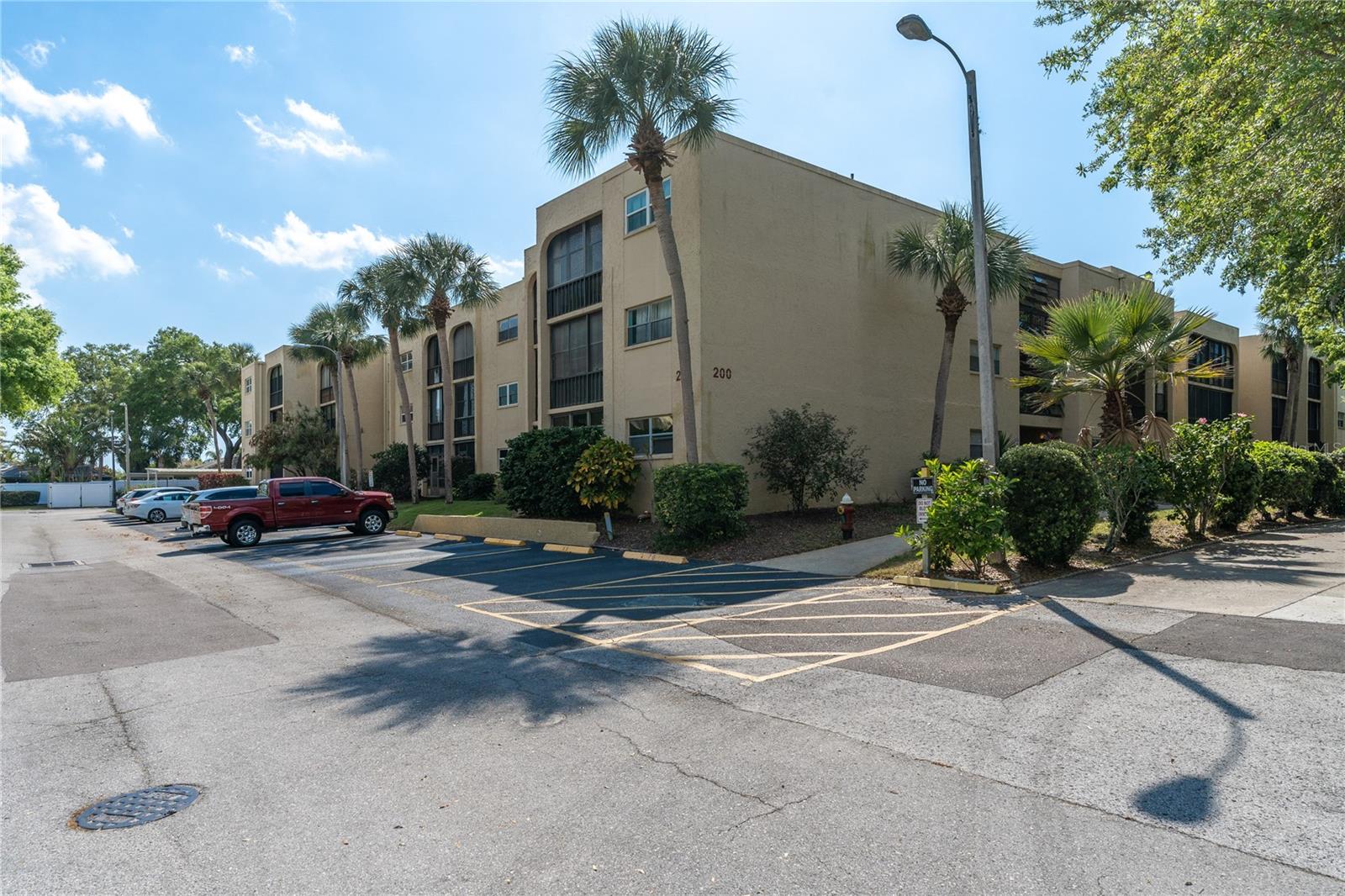 11485 Oakhurst Road, FL