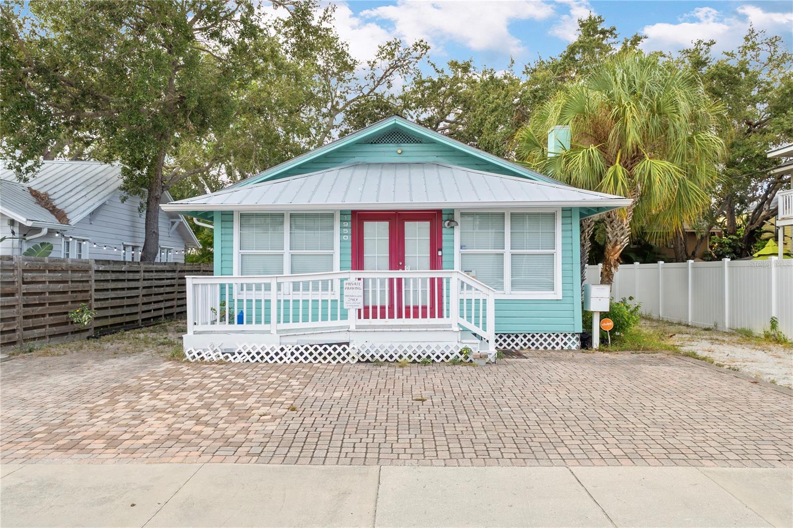 1950 Adams Lane, FL