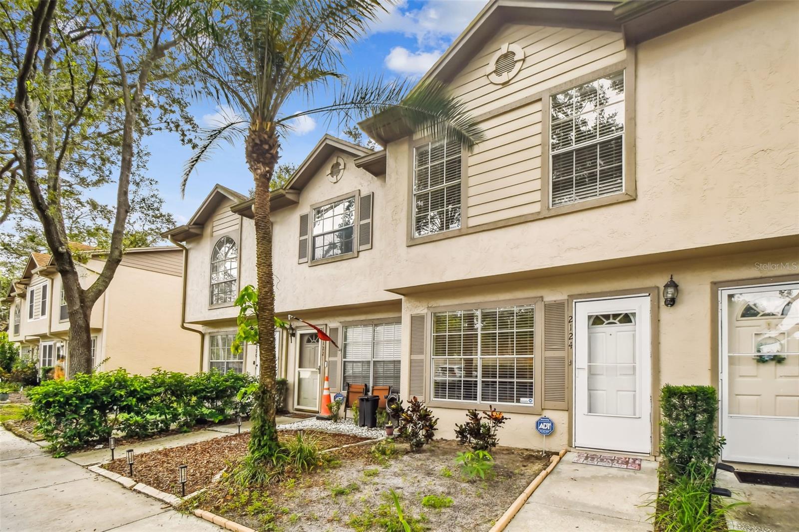 2124 Fletchers Point Circle, FL