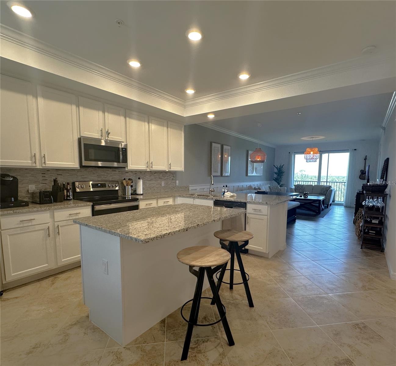 14091 Heritage Landing Boulevard, FL