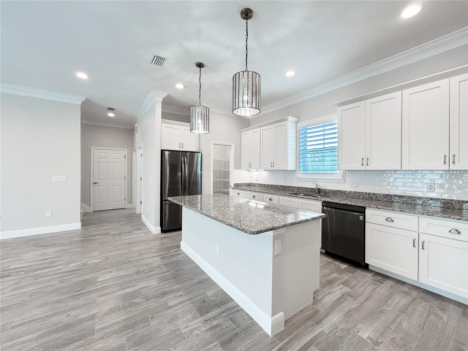 510 Douglas Place, FL
