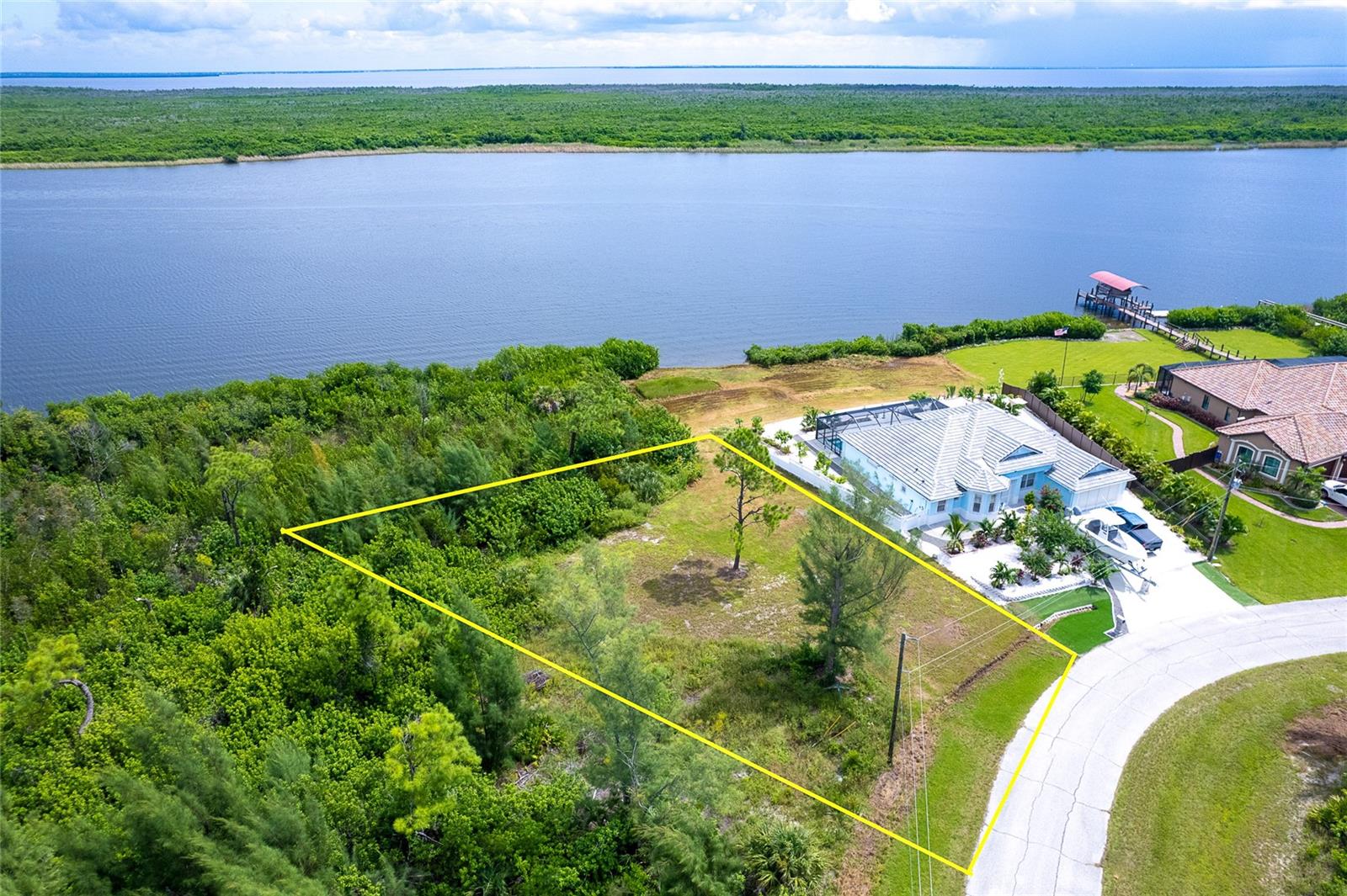 16468 Liggett Cir, FL