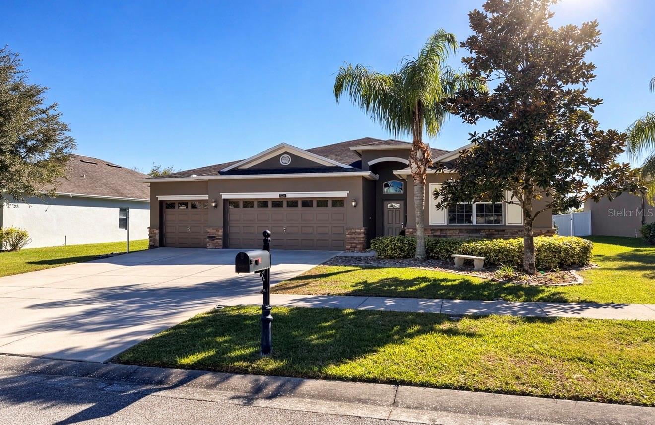 5828 Puzo Place, FL