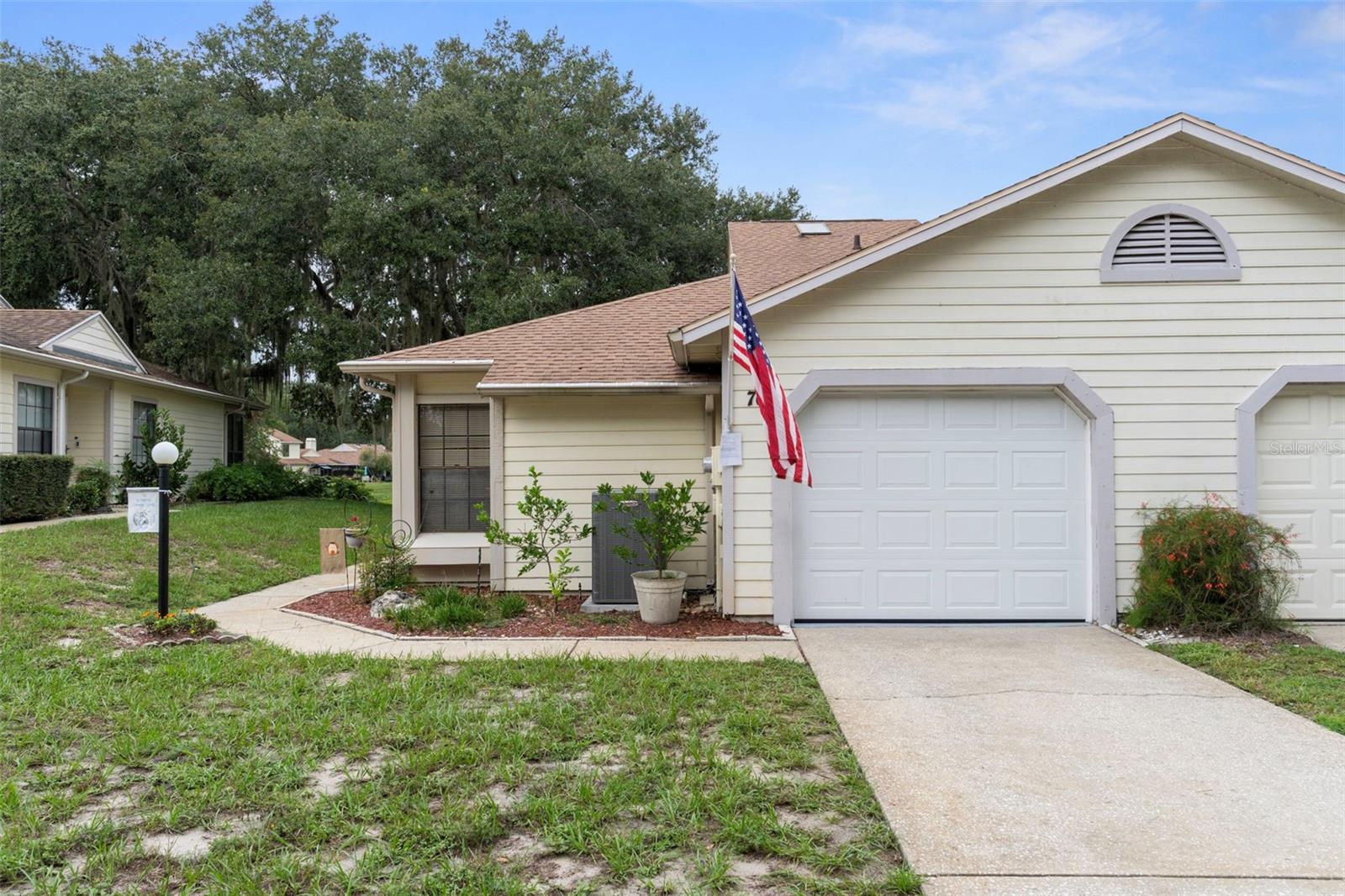 76 Heron Creek Loop, FL