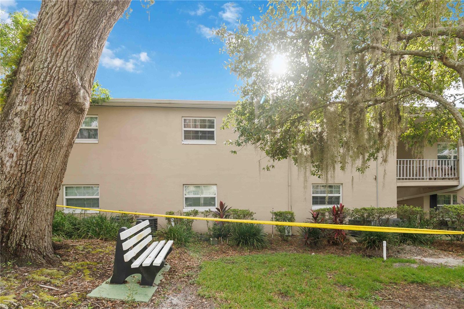 2500 Lee Road, FL