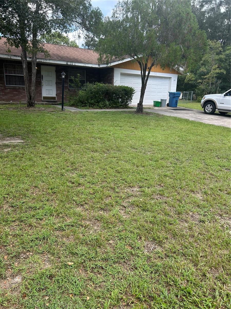 305 Violetwood Road, FL