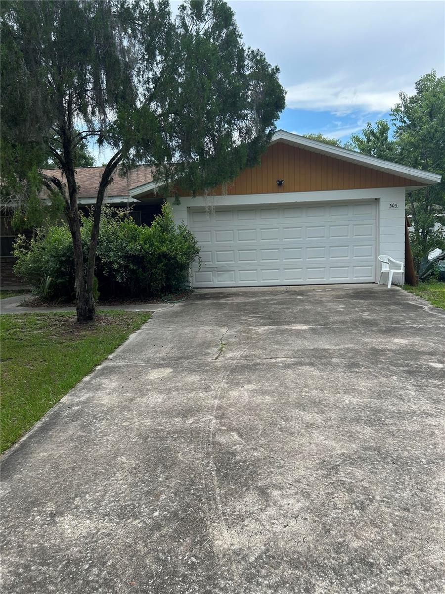 305 Violetwood Road, FL