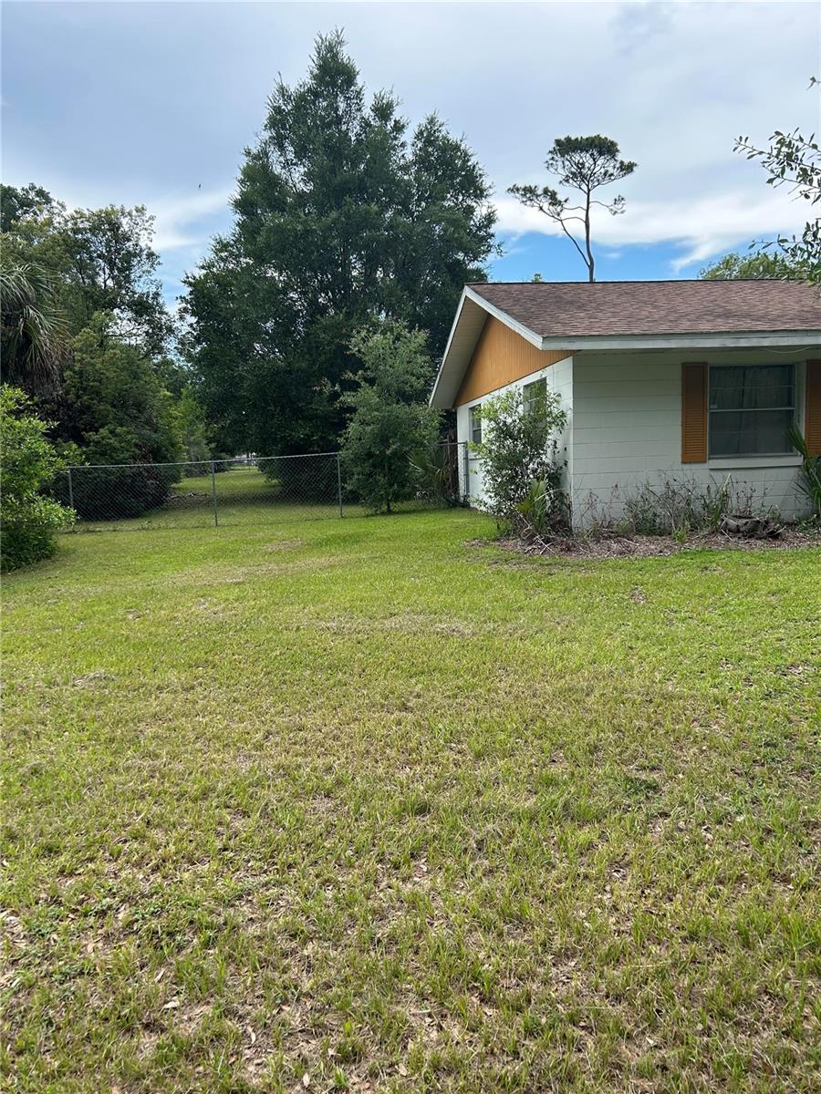 305 Violetwood Road, FL